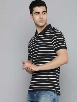 Levi's - Men Black Collar Neck Polo T-Shirt
