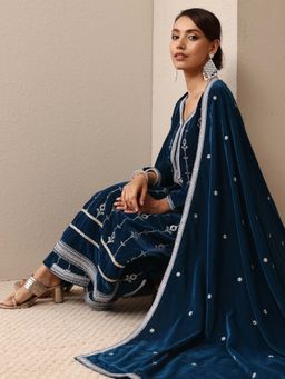 Libas - Women's Navy Blue Embroidered Velvet Straight Kurta With Pant & Dupatta