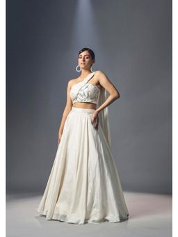 ISHA GUPTA TAYAL - Off White Shell Women Embroidered Choli With Attached Dupatta And Lehenga