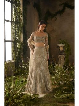 PARUL GANDHI - Molten Luxe Cut dana Worked Lehenga Set