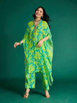 Gajra Gang - Green Chinon Floral Printed Kaftan Kurta with Inner & Pant (Set of 3)