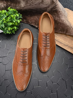 CLOG LONDON - Tan Leather Formal Brogues for Men