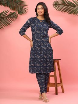 VEDANA - Women Indigo Cotton Kurta with Pant