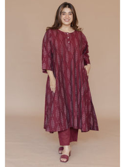 The Indian Ethnic Co. - Alizah Maroon Handloom Ikkat Cotton Jhabba Kali Kurta