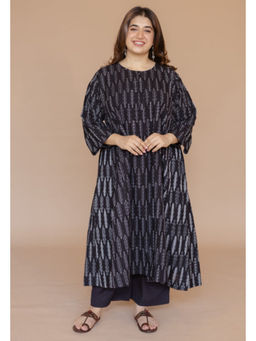 The Indian Ethnic Co. - Alizah Black Handloom Ikkat Cotton Jhabba Kali Kurta