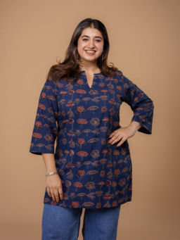The Indian Ethnic Co. - Mishel Blue Ajrakh Cotton Straight Short Kurti