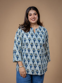 The Indian Ethnic Co. - Navya Blue Ajrakh Cotton Straight Short Kurti