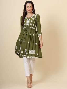 VAIRAGEE - Green Rayon Embroidered Work Kurti