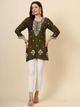 VAIRAGEE - Green Rayon Embroidered Work Kurti