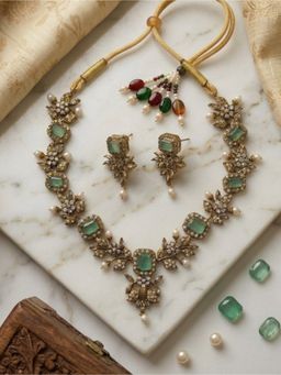 STILEADDA - Green Stones Western Jewellery Set