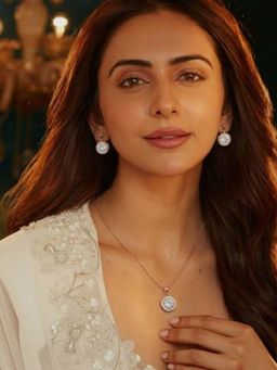 Accessher - White Stones Traditional Jewellery Set