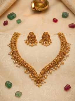 STILEADDA - White Pearl Traditional Jewellery Set