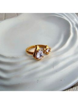 TAAHIRA JEWELLERY - White Stones Traditional Ring
