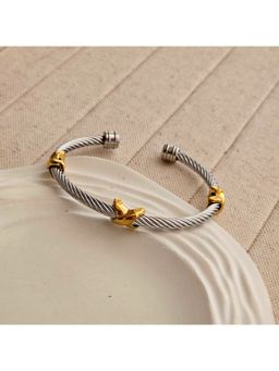 TAAHIRA JEWELLERY - Gold Statement Traditional Bracelet