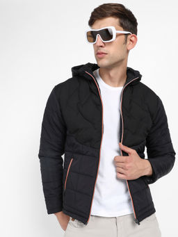 Campus Sutra - Mens Black Puffer Jacket with Contrast Zipper