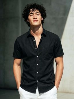 TAHVO - Men's Black Regular Fit Shirt