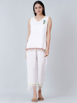 First Resort by Ramola Bachchan - White Summer Top With Pants (Set of 2)