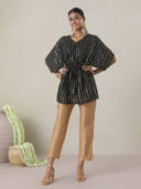 Black color option, Sold out, Currently selected