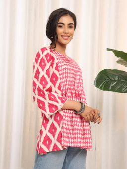 Varanga - Pink Cotton Blend Printed Top