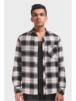 XKIND - Men Black Cotton Checks Shirt