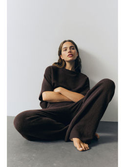 H&M - Women Brown Wide Knitted Trousers