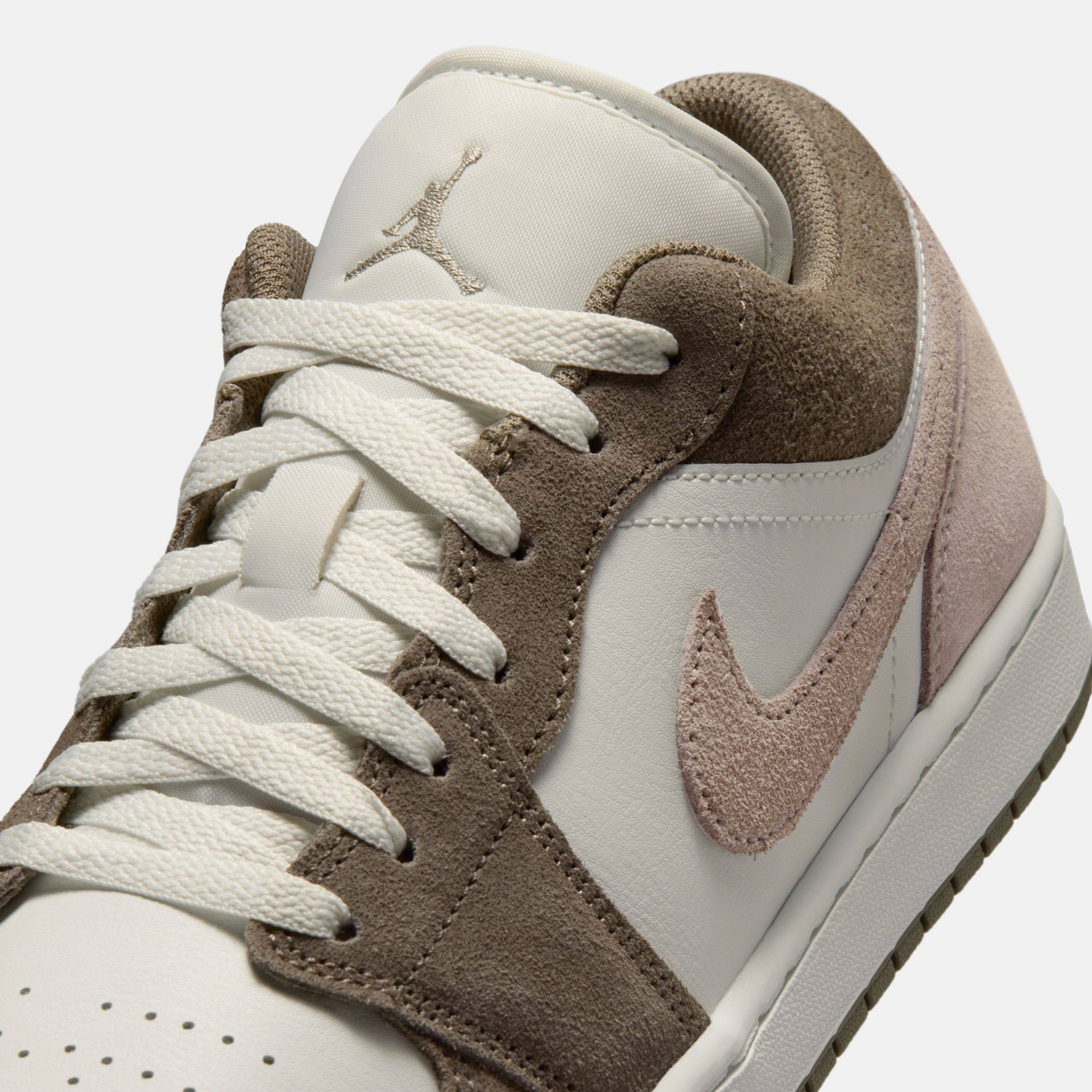 Buy Nike Air Jordan 1 Low Men's Shoes Online | Nike India