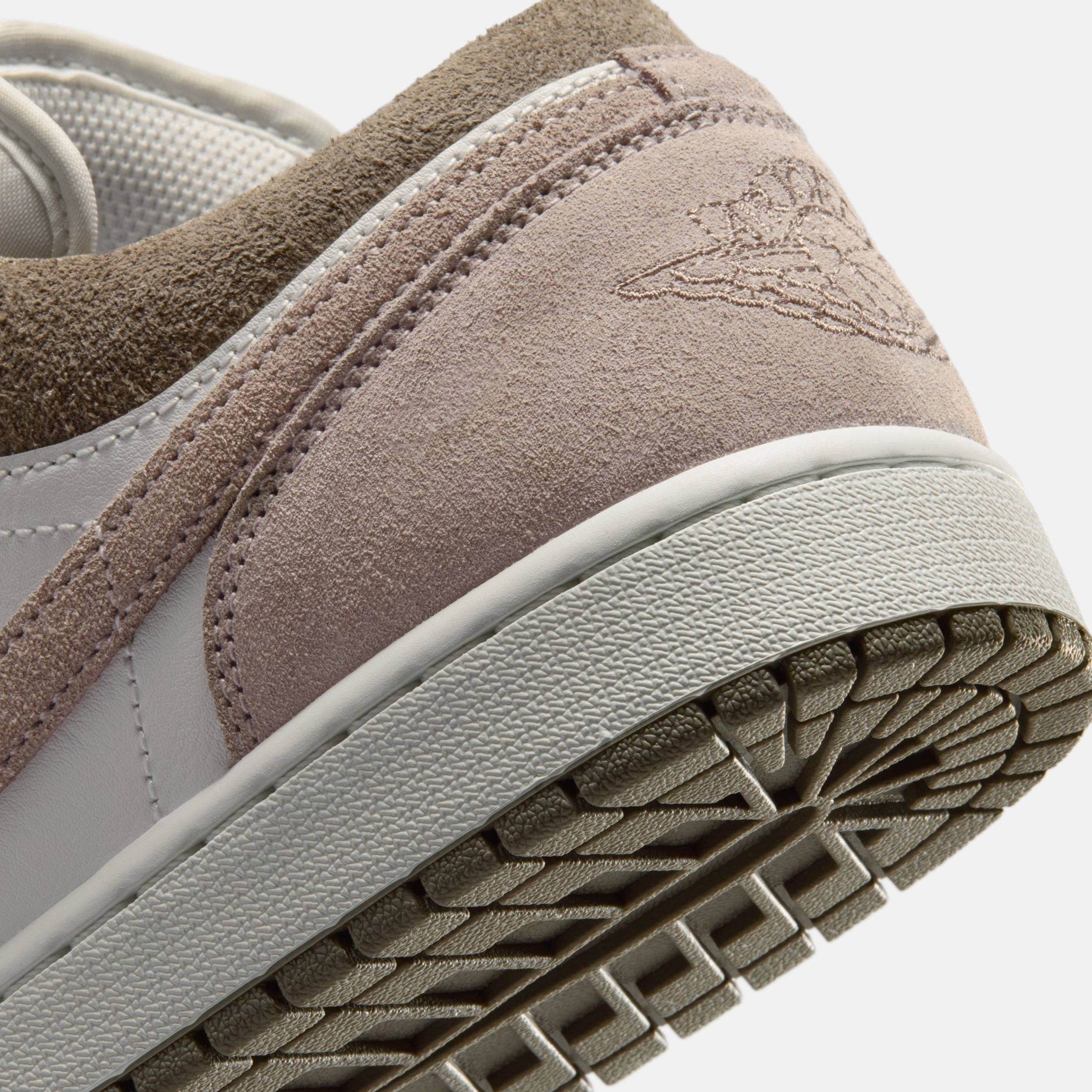 Buy Nike Air Jordan 1 Low Men's Shoes Online | Nike India