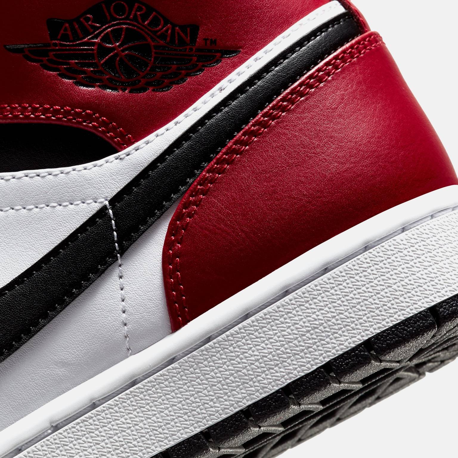 nike air jordan retro navy and red jordan