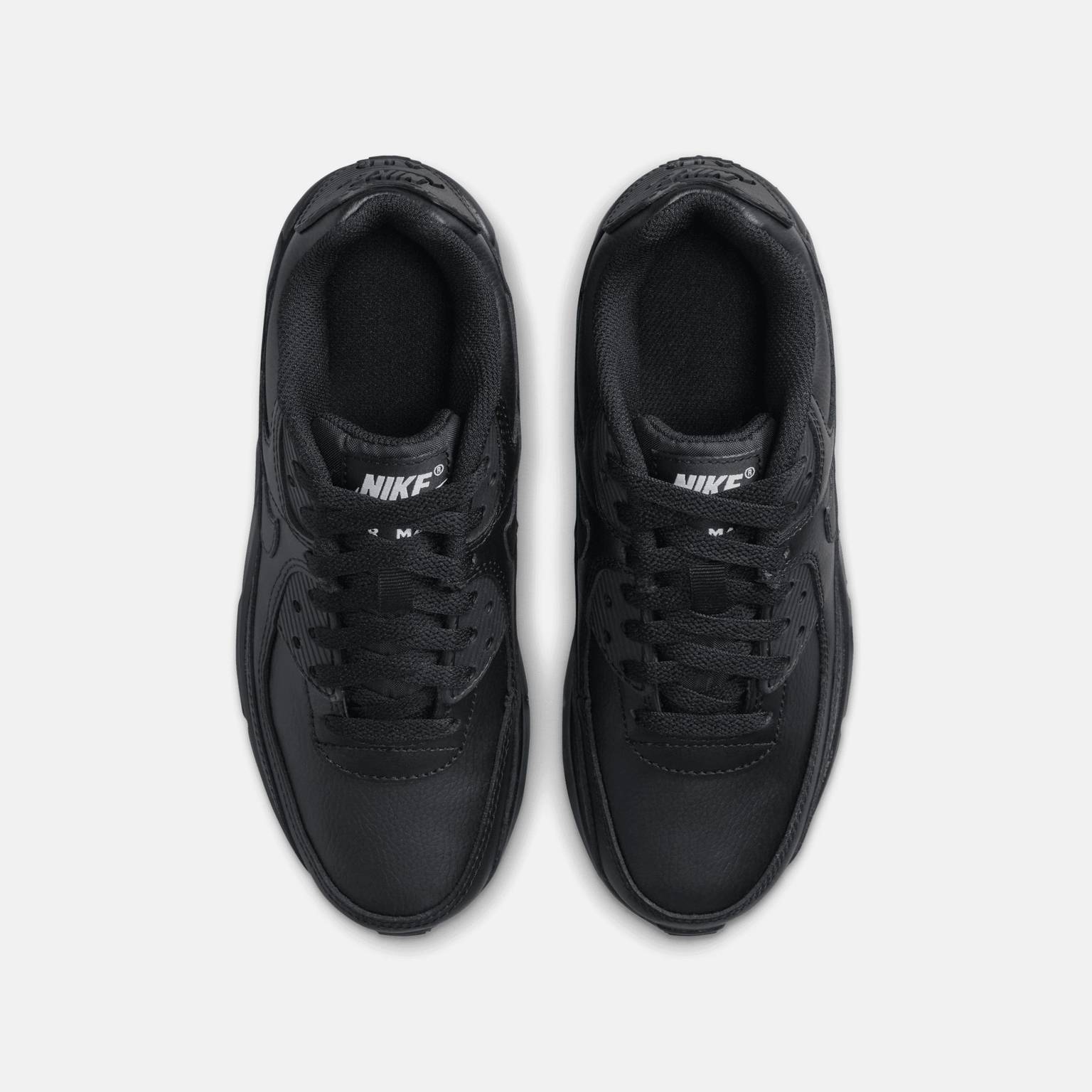 nike air max trainers junior