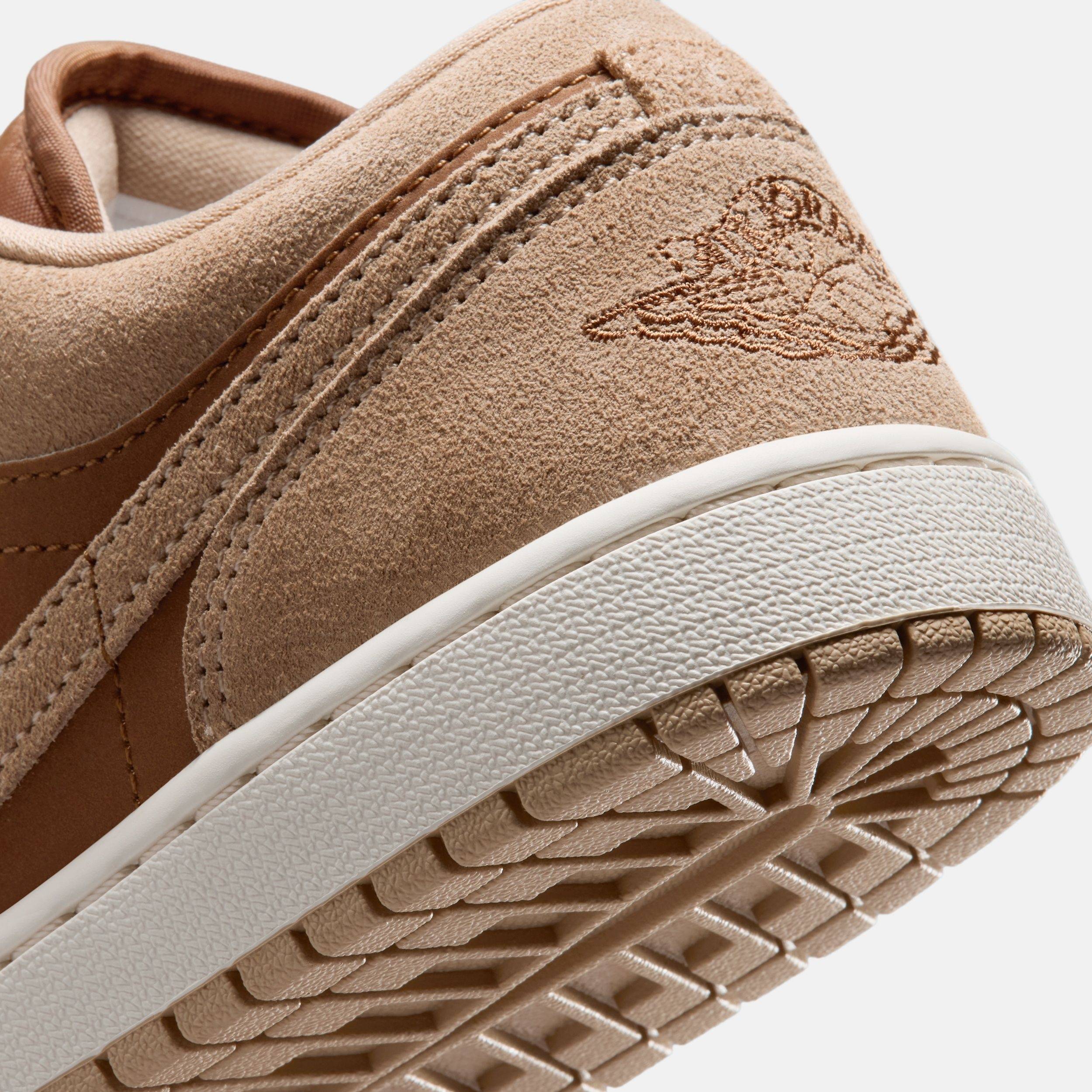 Buy Nike Air Jordan 1 Low Women's Shoes Online | Nike India