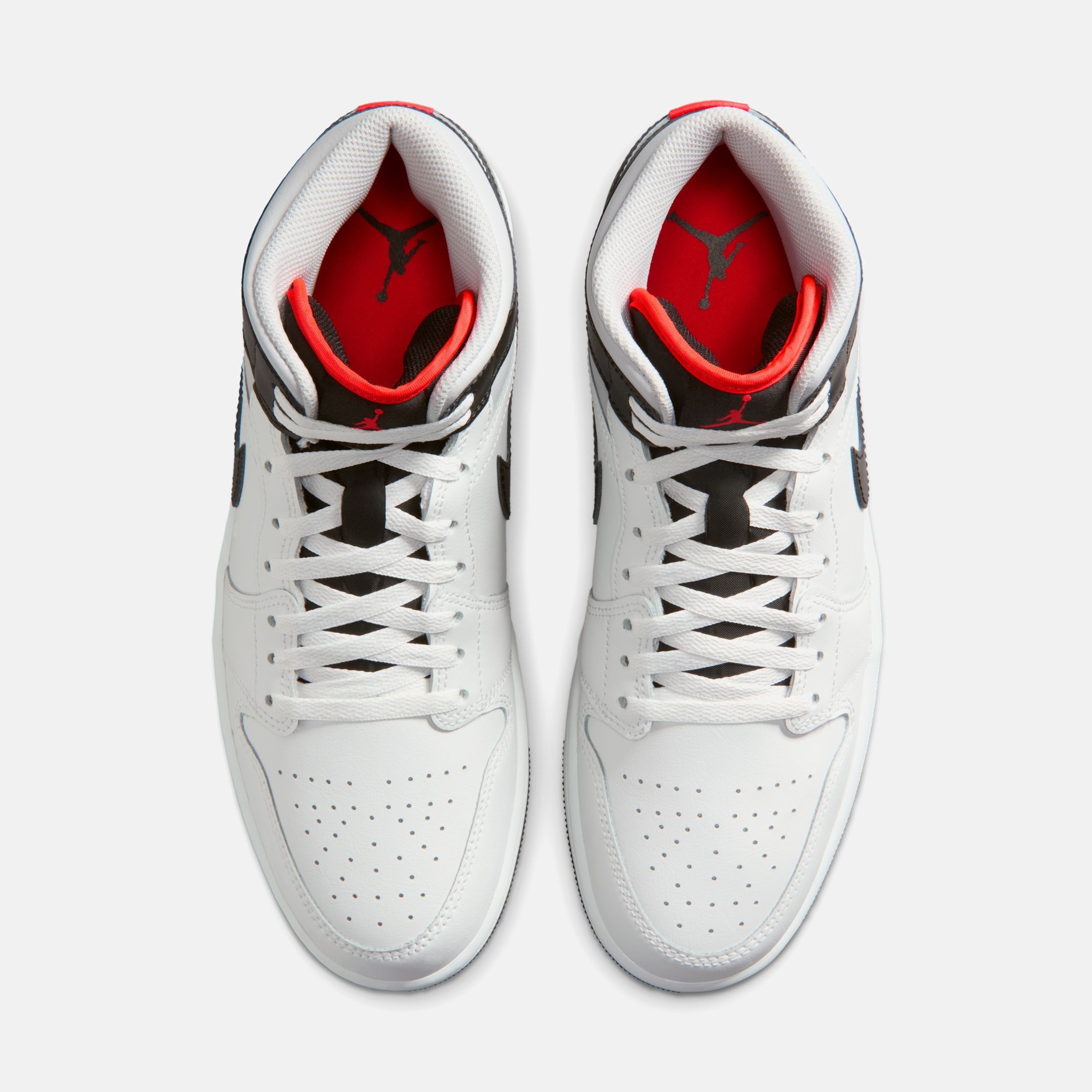 Buy Air Jordan 1 Mid Men's Shoes Online | Nike India