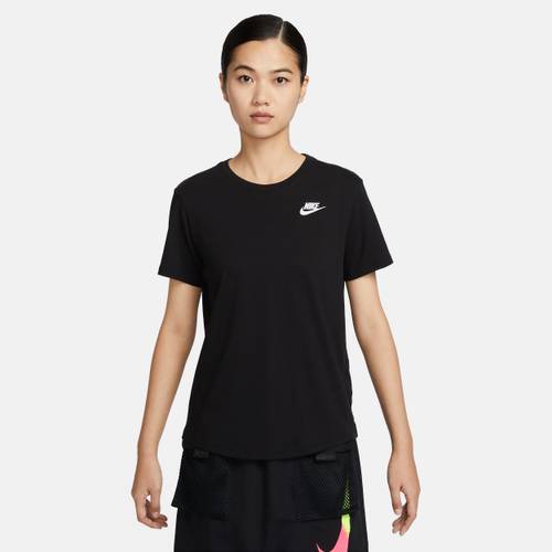 Nike Sportswear Club Essentials Women's T-Shirt