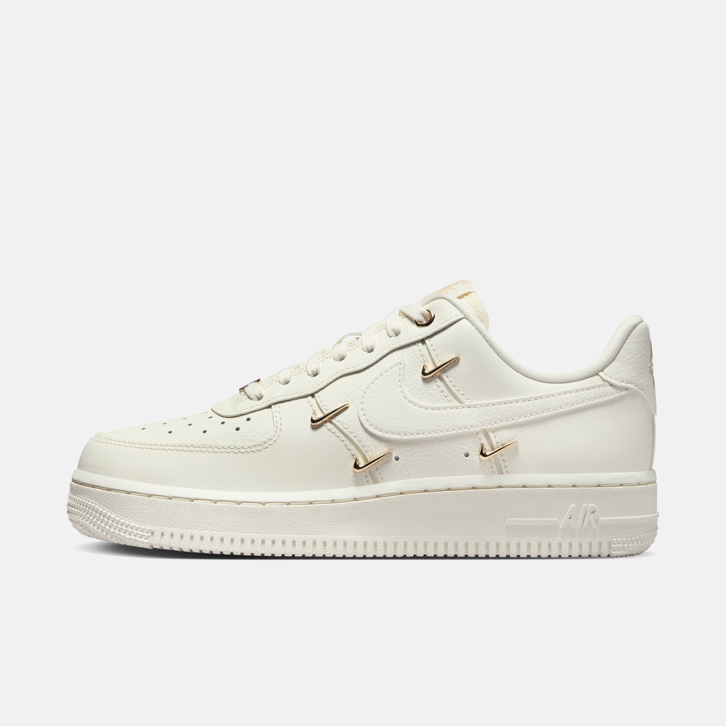 靴 Nike Women's Air Force 1 Low '07 24cm Buy Nike Air Force 1 '07 LX Women's Shoes Online | Nike India