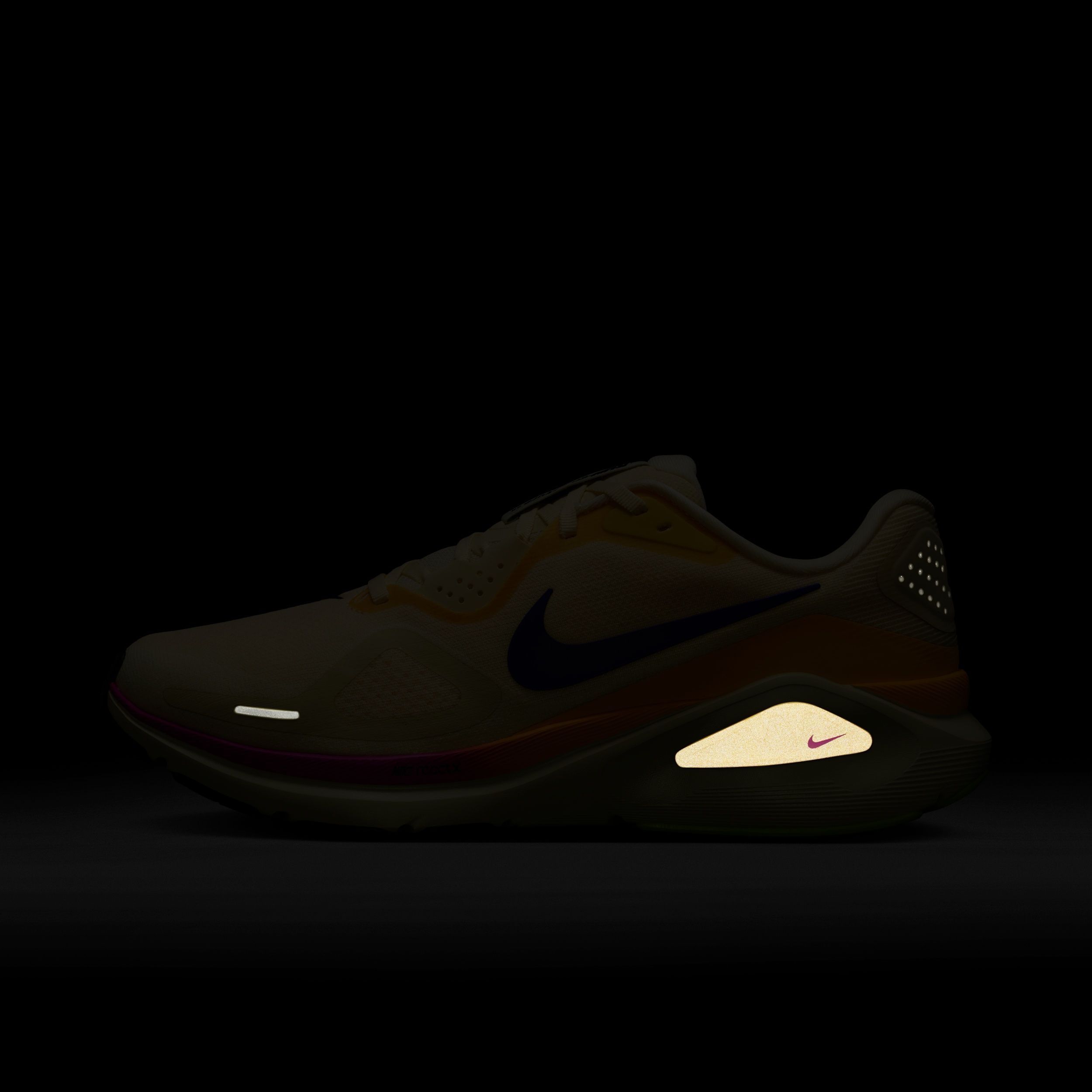 Buy Nike Structure 26 Men's Road Running Shoes Online | Nike India