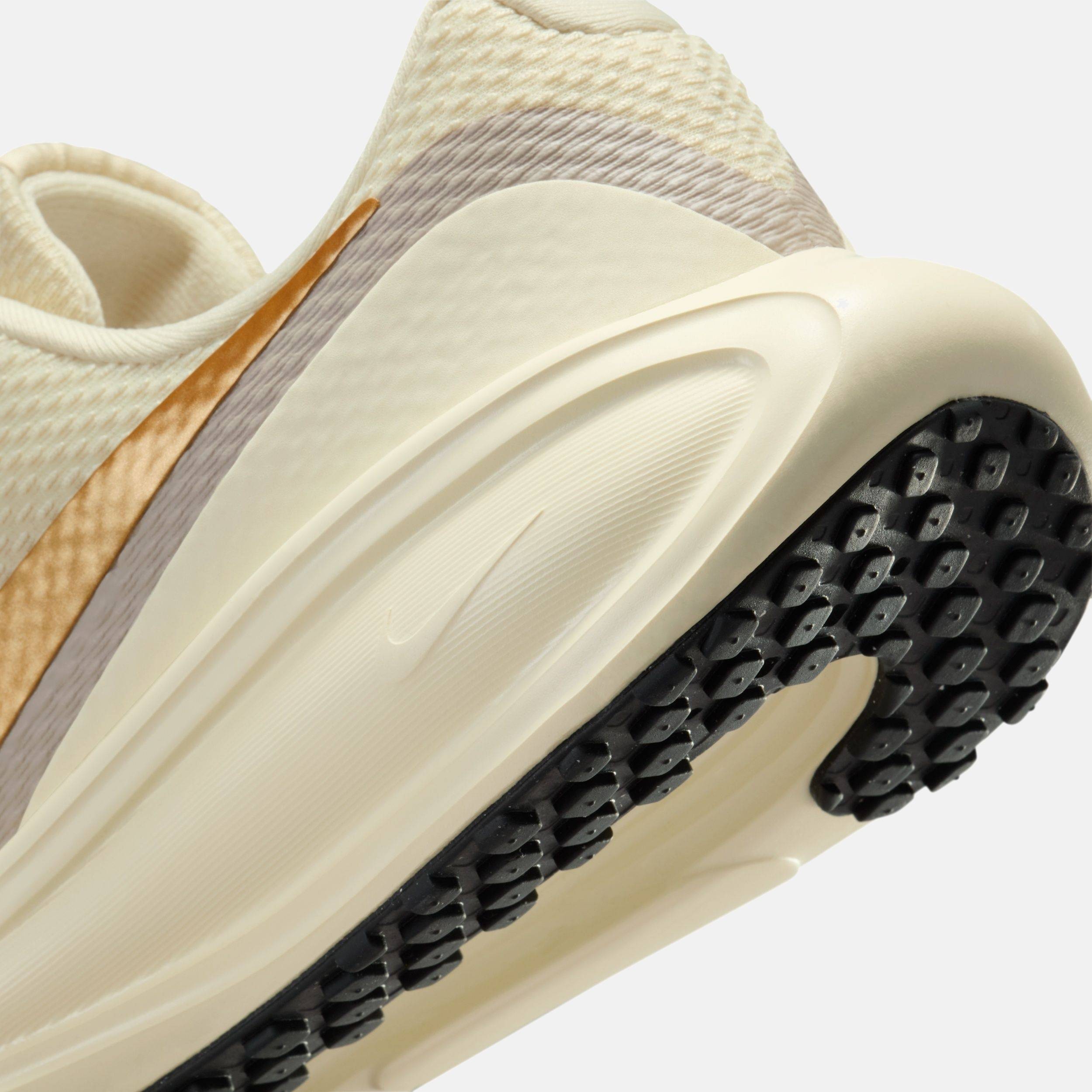Buy Nike Revolution 8 Women's Road Running Shoes Online | Nike India