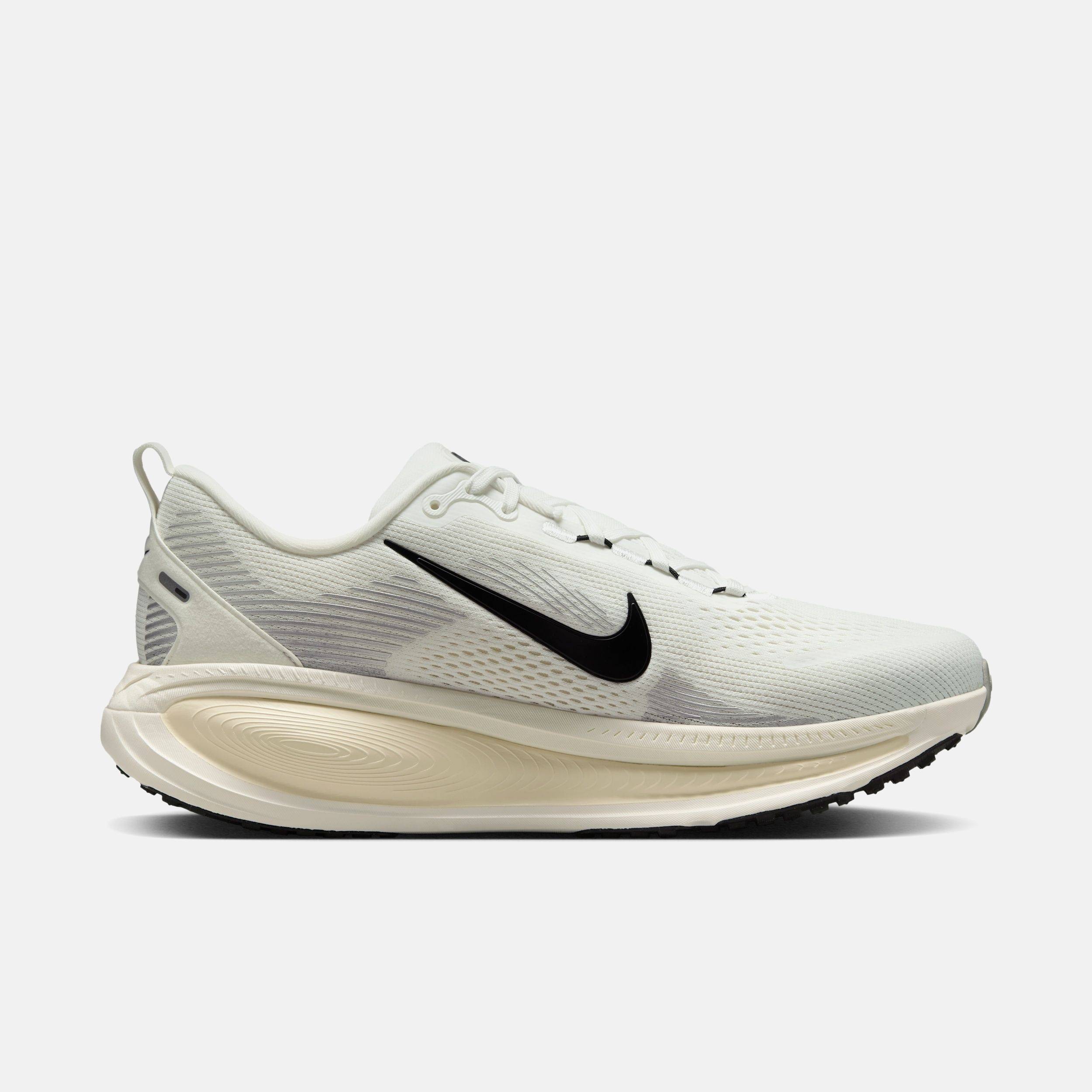 Buy Nike Vomero 18 Men's Road Running Shoes Online | Nike India