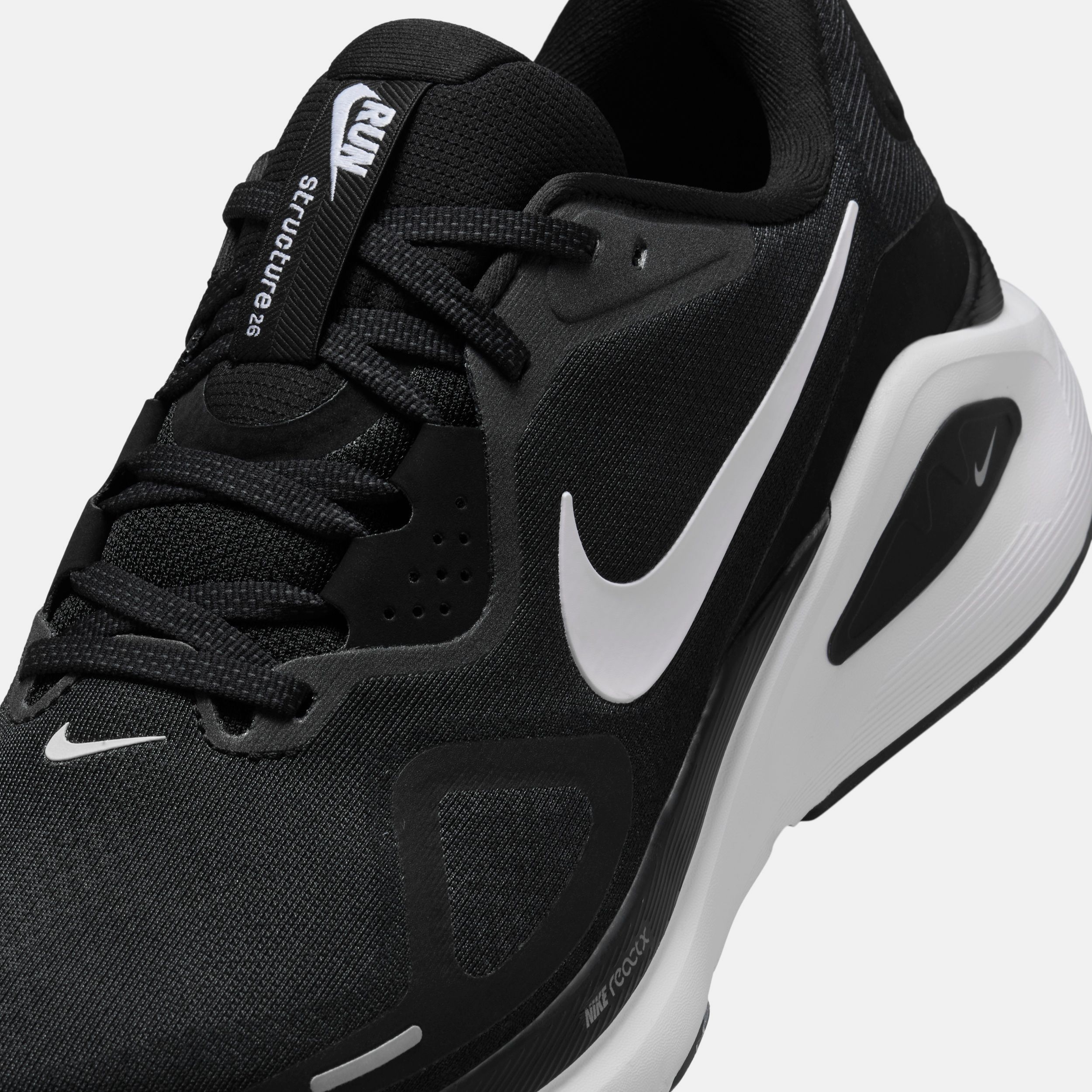 Buy Nike Structure 26 Men's Road Running Shoes (Extra Wide) Online