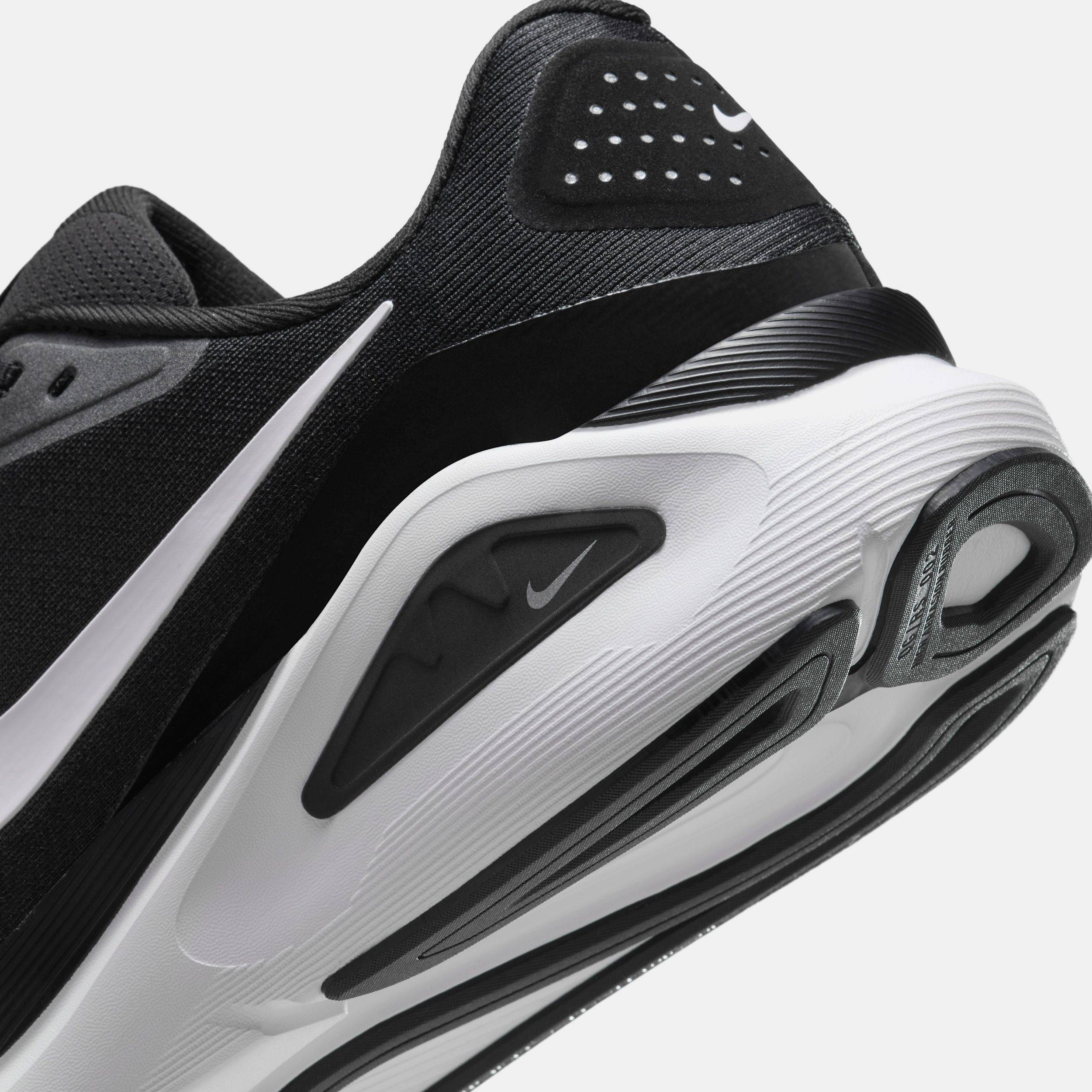 Buy Nike Structure 26 Men's Road Running Shoes (Wide) Online