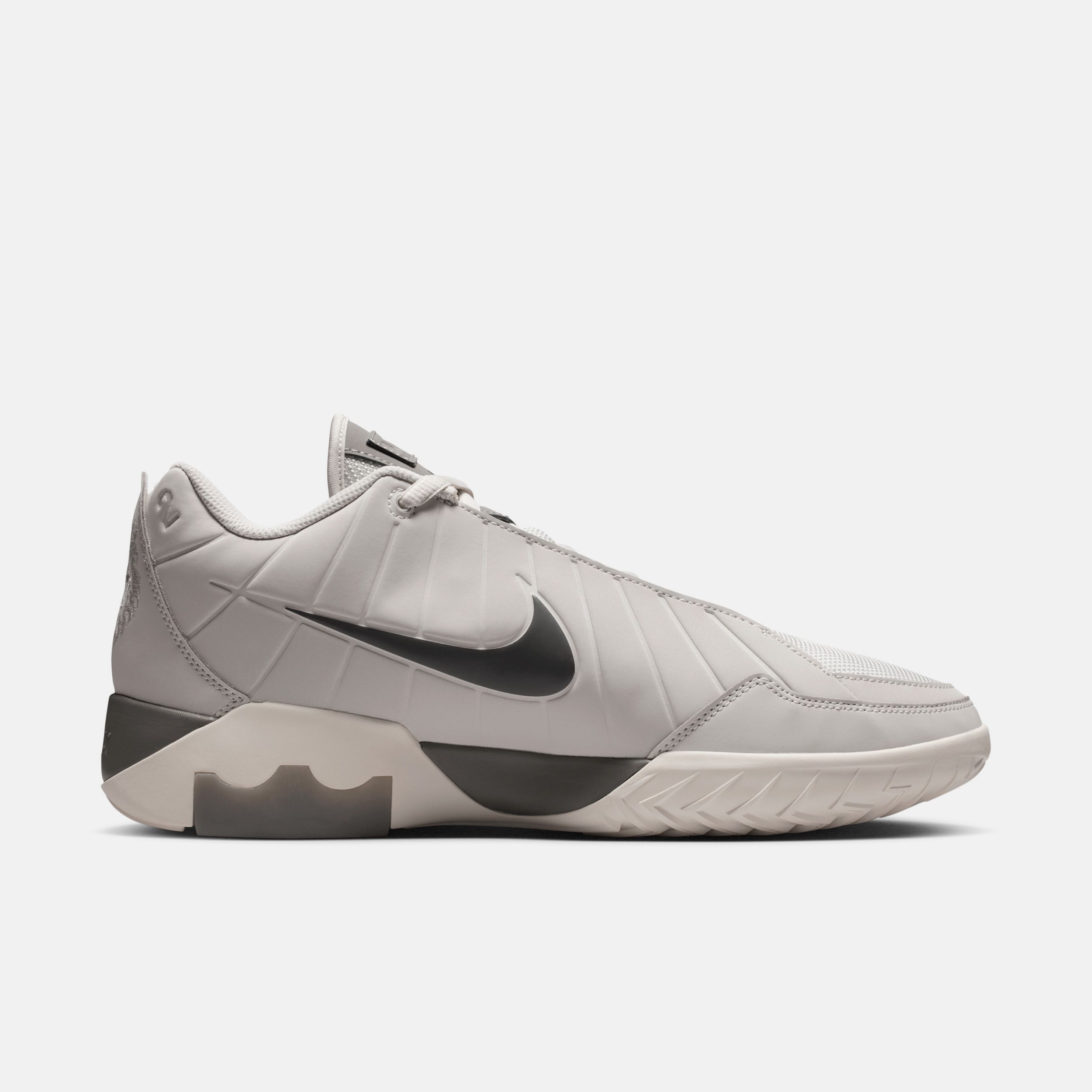 Buy Nike LeBron Witness IX EP Basketball Shoes Online | Nike India