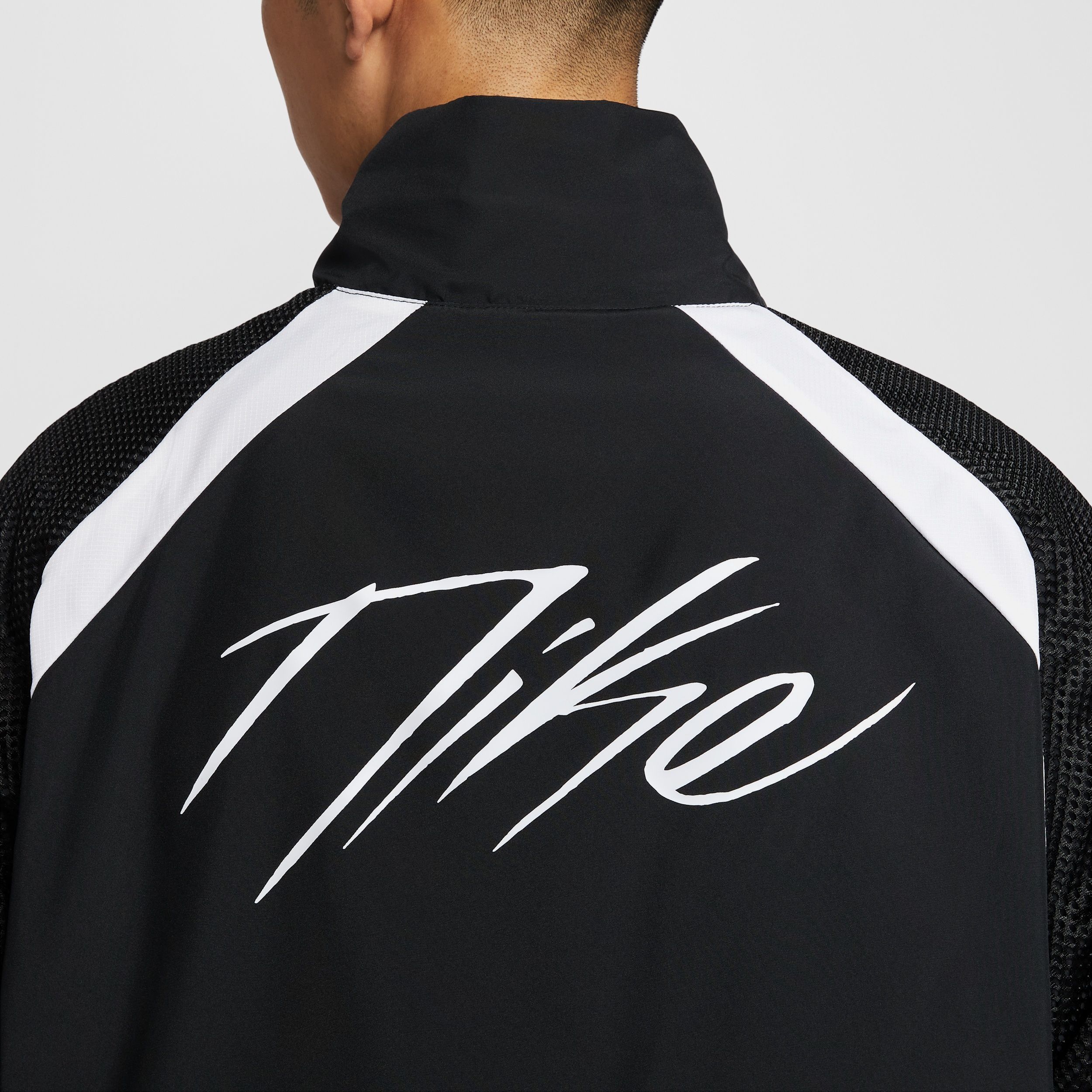 Buy Nike Icon Men's Woven Basketball Jacket Online | Nike India