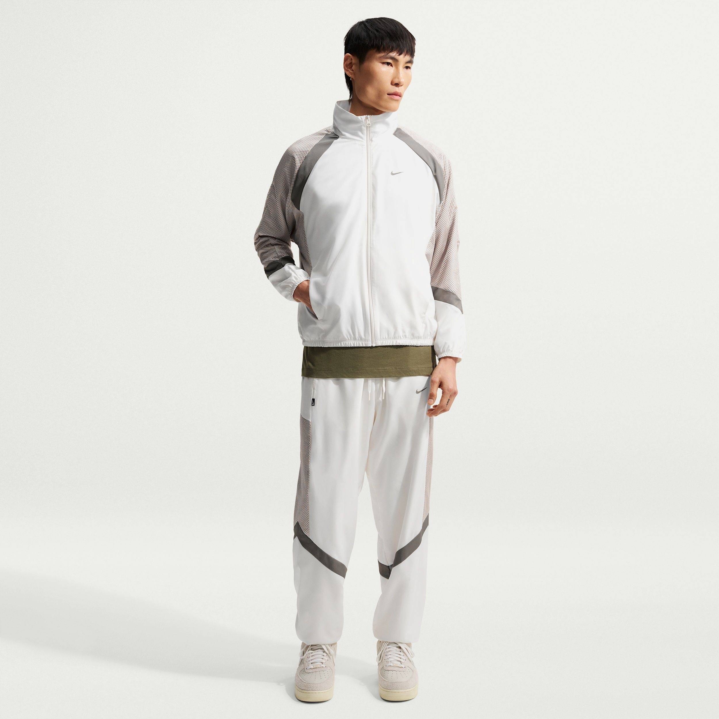 Buy Nike Icon Men's Woven Basketball Jacket Online | Nike India