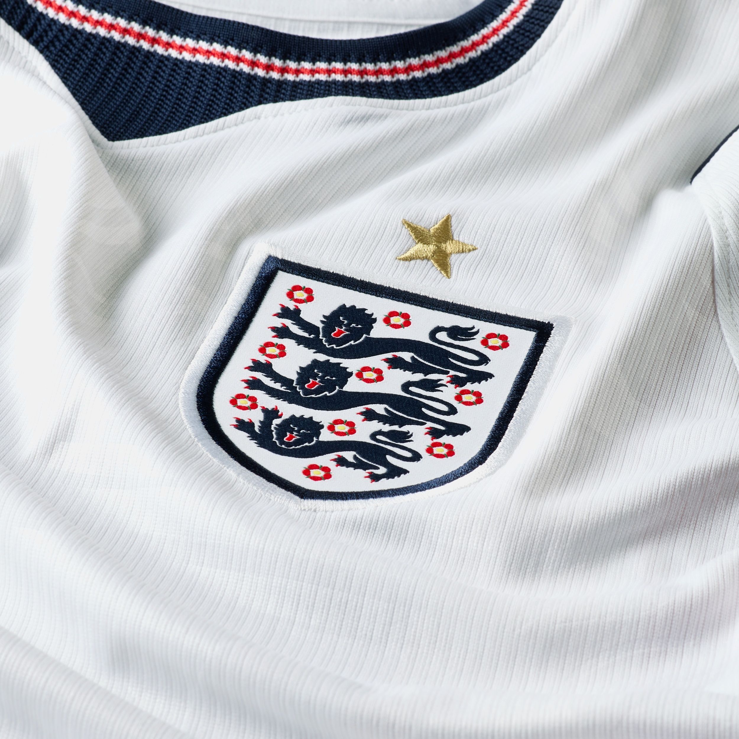 Buy England 2026 Stadium Home Men's Nike Dri-FIT Football Replica