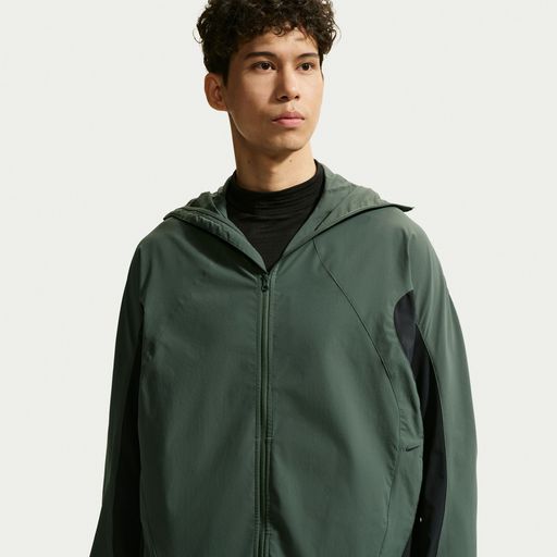 Nike Tech Helios - Men's Dri-FIT Long-Sleeve Shell