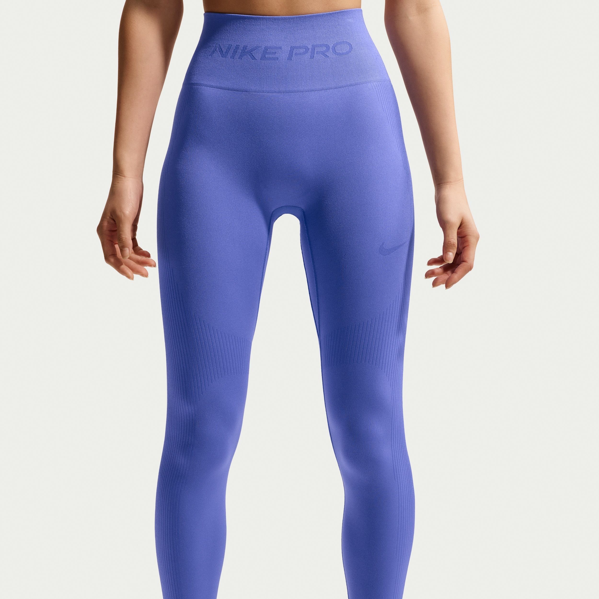 Buy Nike Pro Seamless Women's High-Waisted 7/8 Leggings Online