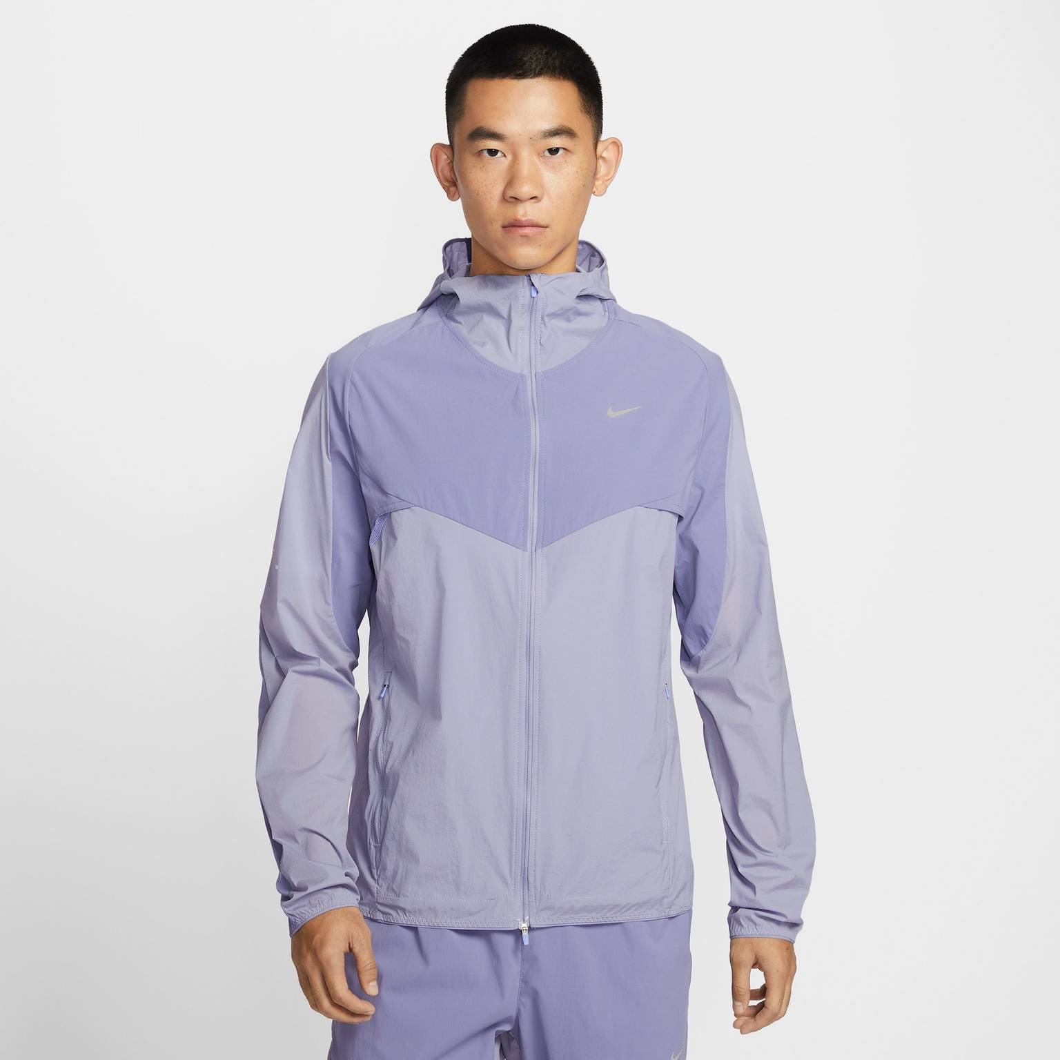Nike Reflective Lightweight Running Jacket Nike Stride Men's Repel Running Jacket Size Large (Purple)