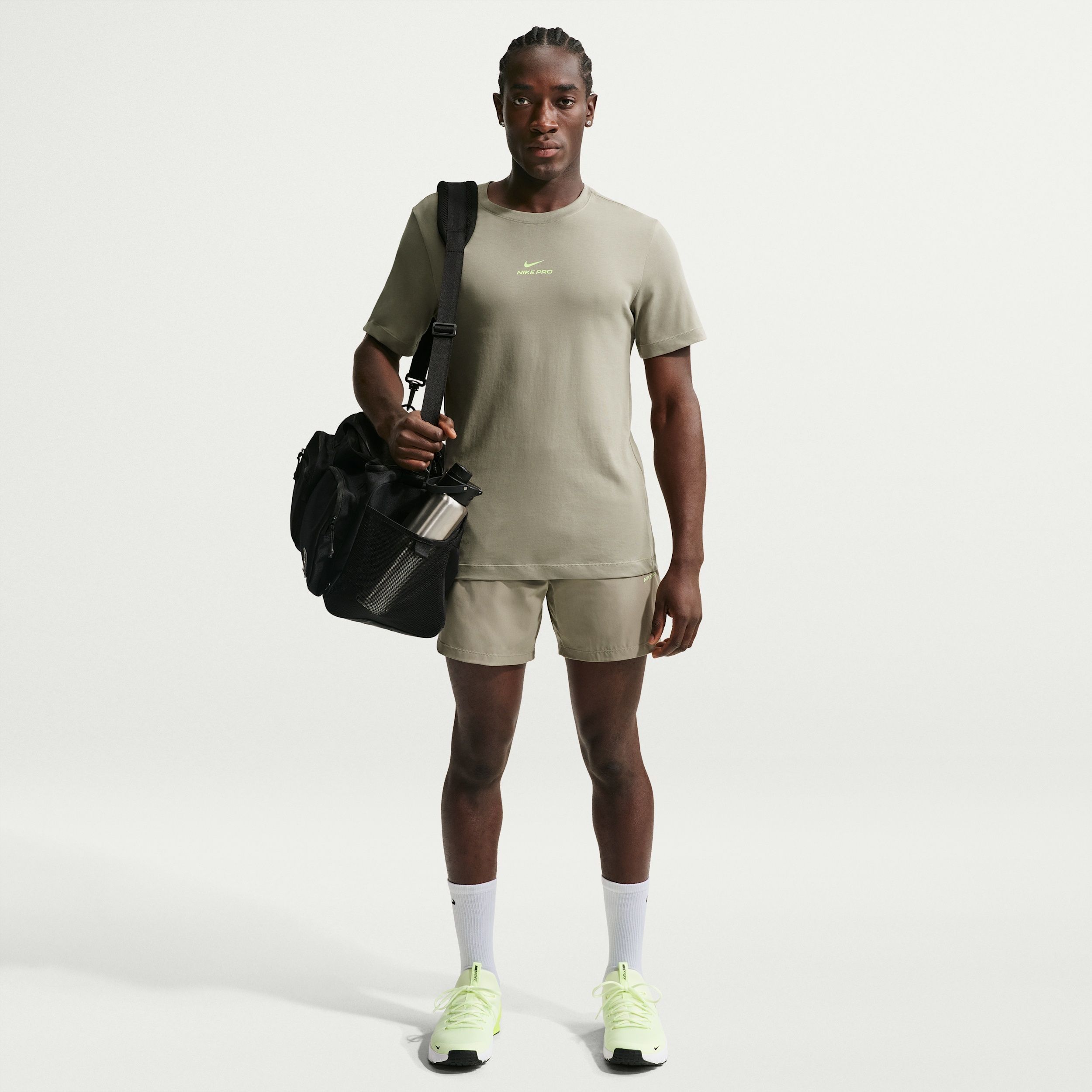 Buy Nike Pro Men's Dri-FIT T-Shirt Online | Nike India
