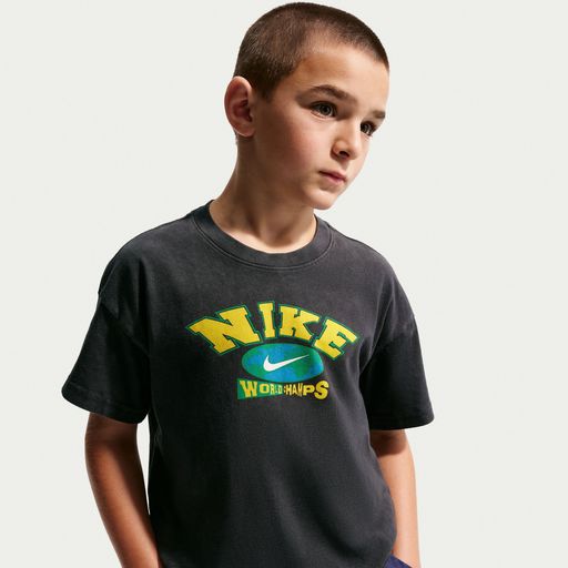 Nike Sportswear - Older Kids' T-Shirt