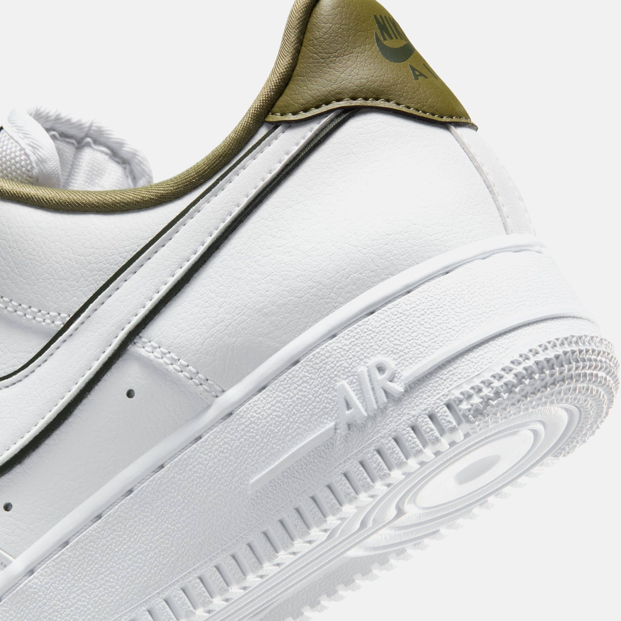 Buy Air Force 1 '07 Essential Women's Shoes Online | Nike India