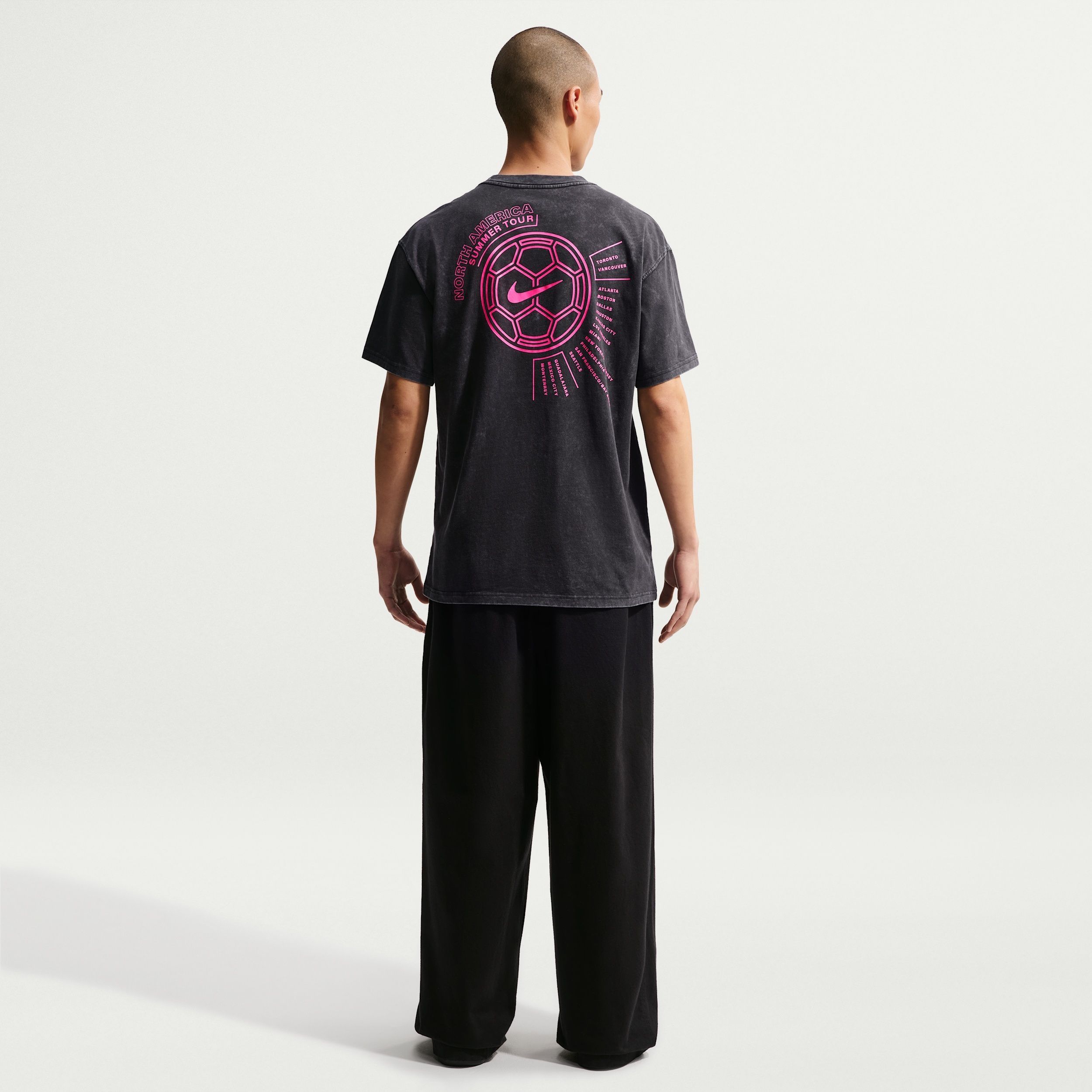 Buy Nike Men's Football T-Shirt Online | Nike India