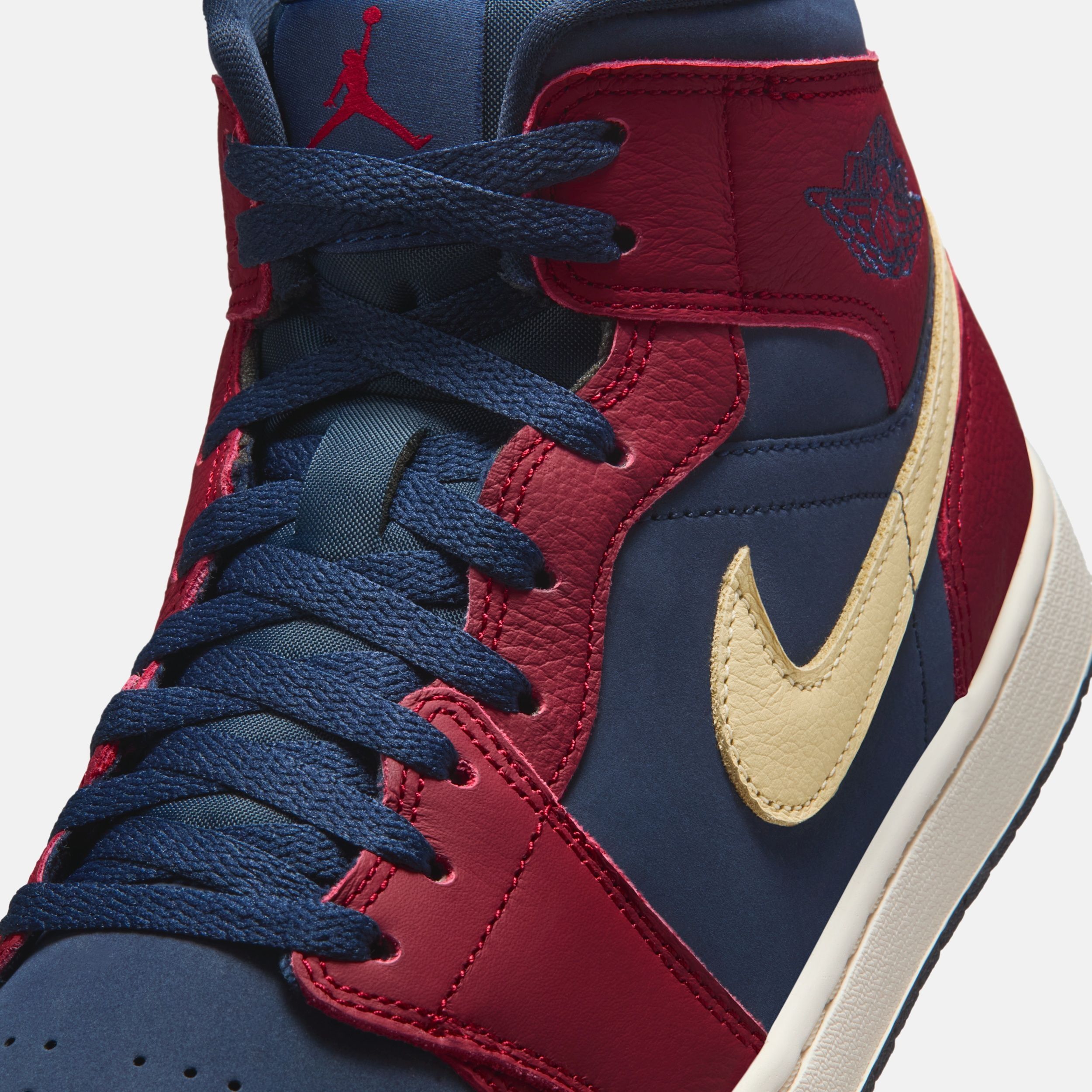 Buy Nike Air Jordan 1 Mid SE Men's Shoes Online | Nike India
